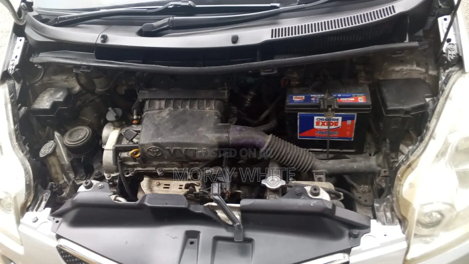 Toyota Ractis 2009 Gray