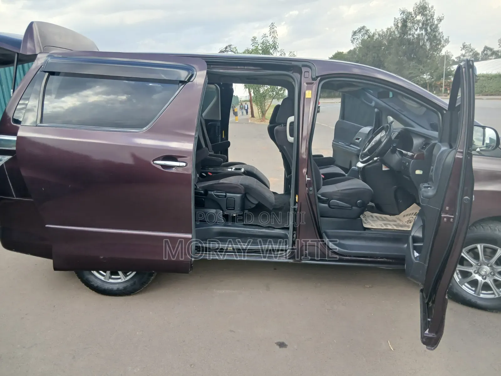 Toyota Vellfire 2014 Maroon