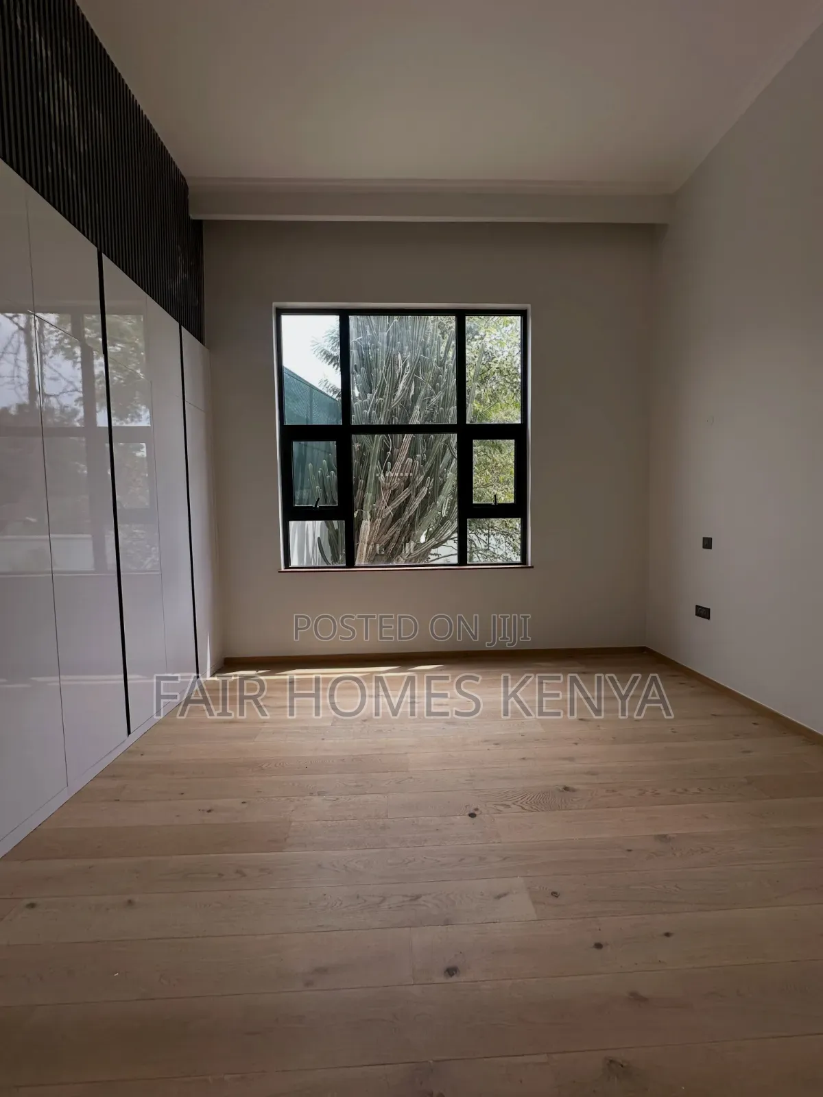 5bdrm Townhouse / Terrace in Maji Mazuri, Muthangari for rent