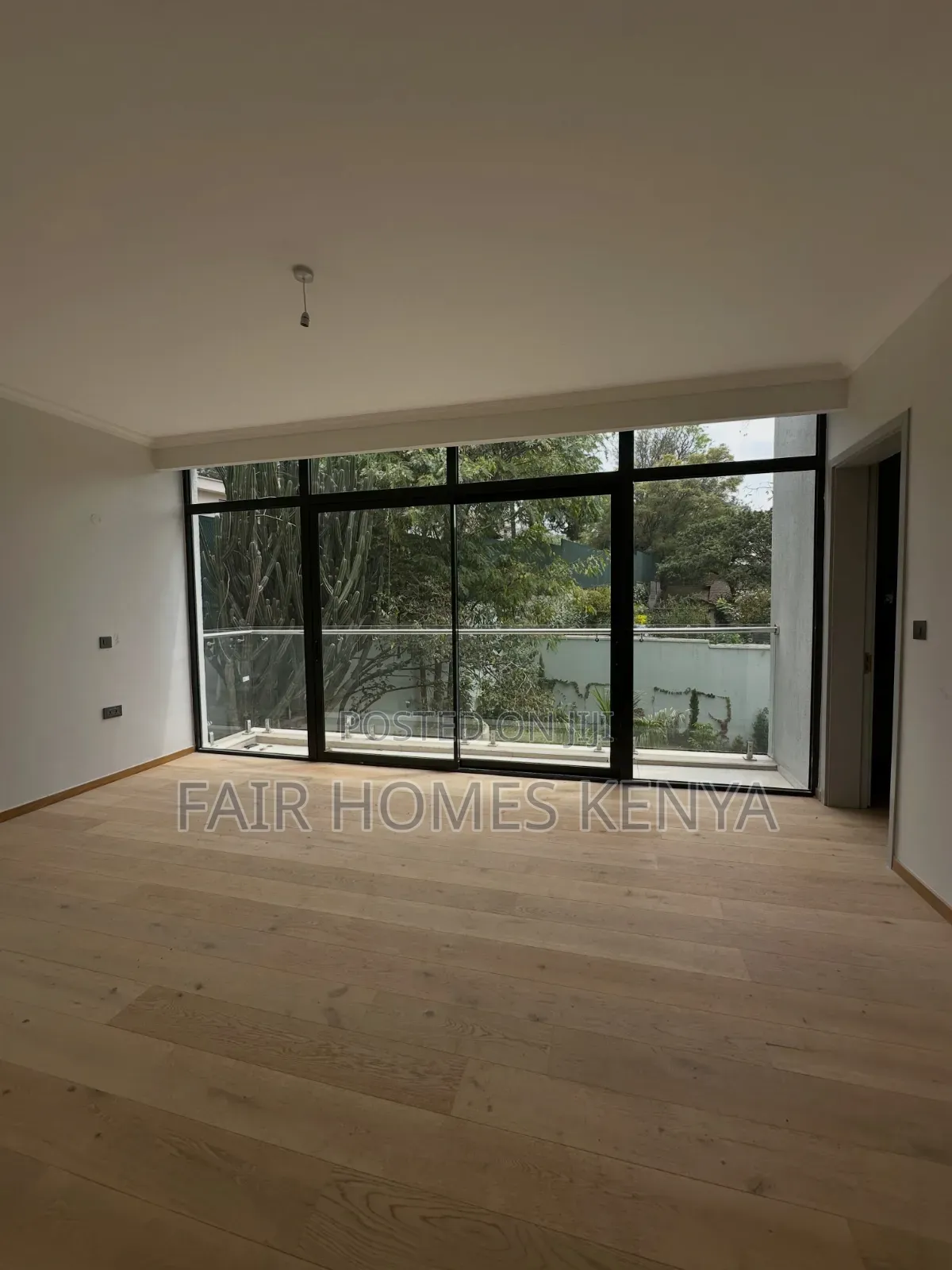 5bdrm Townhouse / Terrace in Maji Mazuri, Muthangari for rent