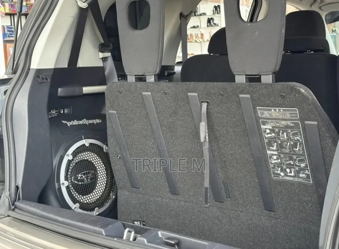 Mitsubishi Outlander 2011 Silver