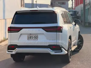 Lexus LX 2023 White