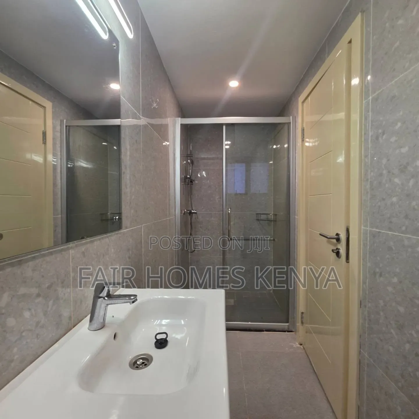 3bdrm Apartment in Othaya Road, Kileleshwa for rent