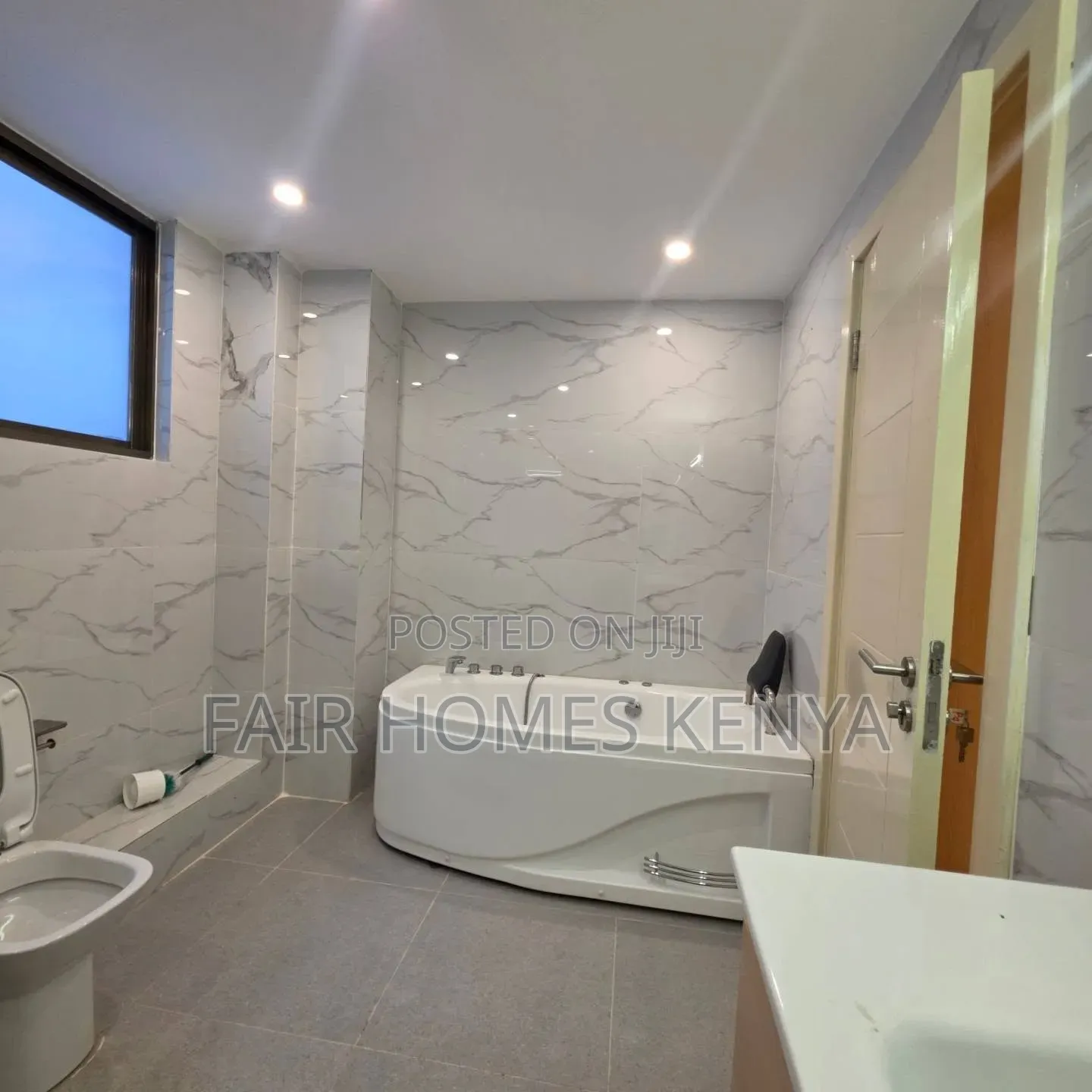 3bdrm Apartment in Othaya Road, Kileleshwa for rent