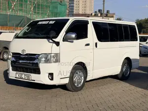 Toyota HiAce 2014 White