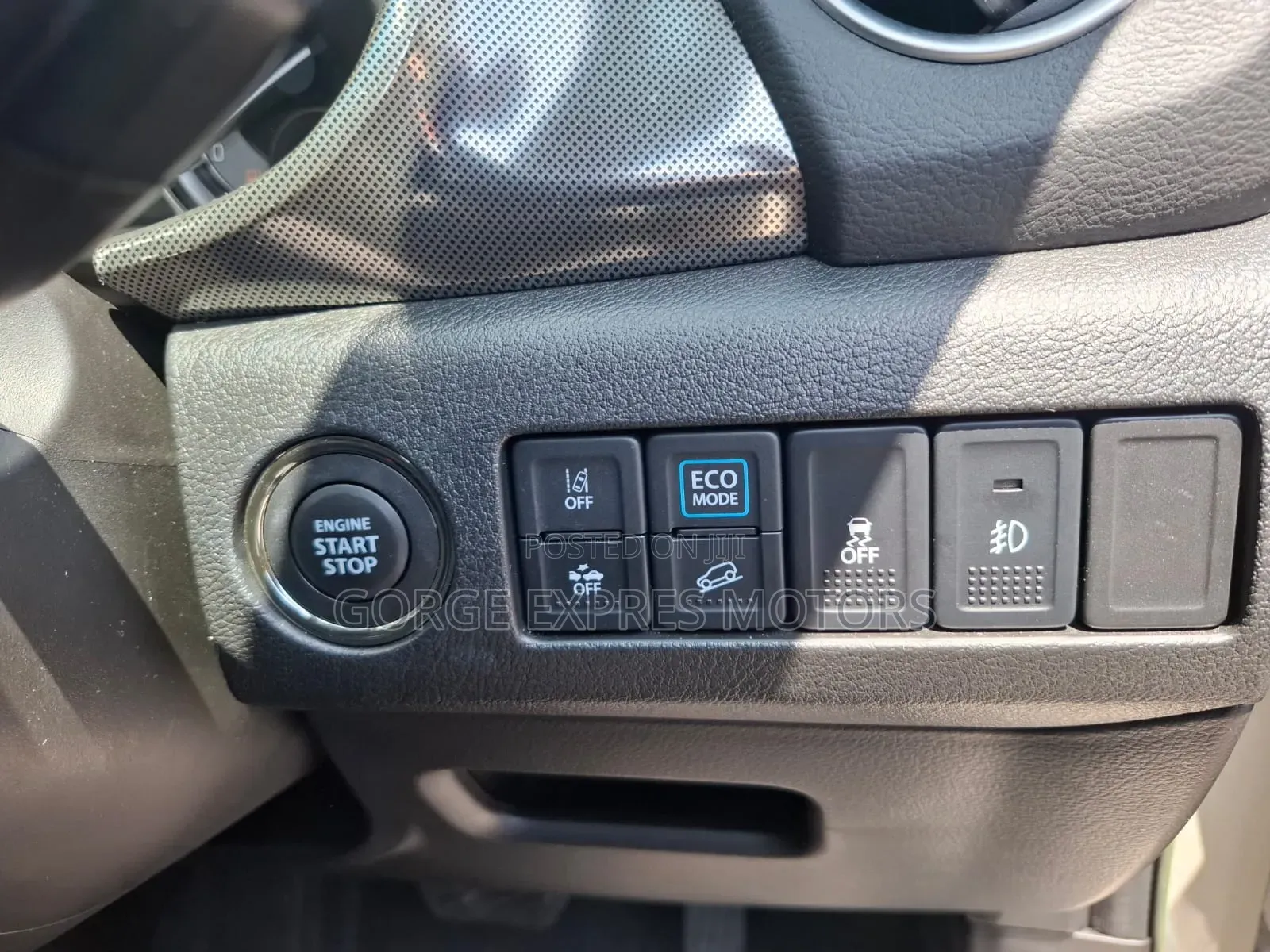 Suzuki Escudo 2022 Beige