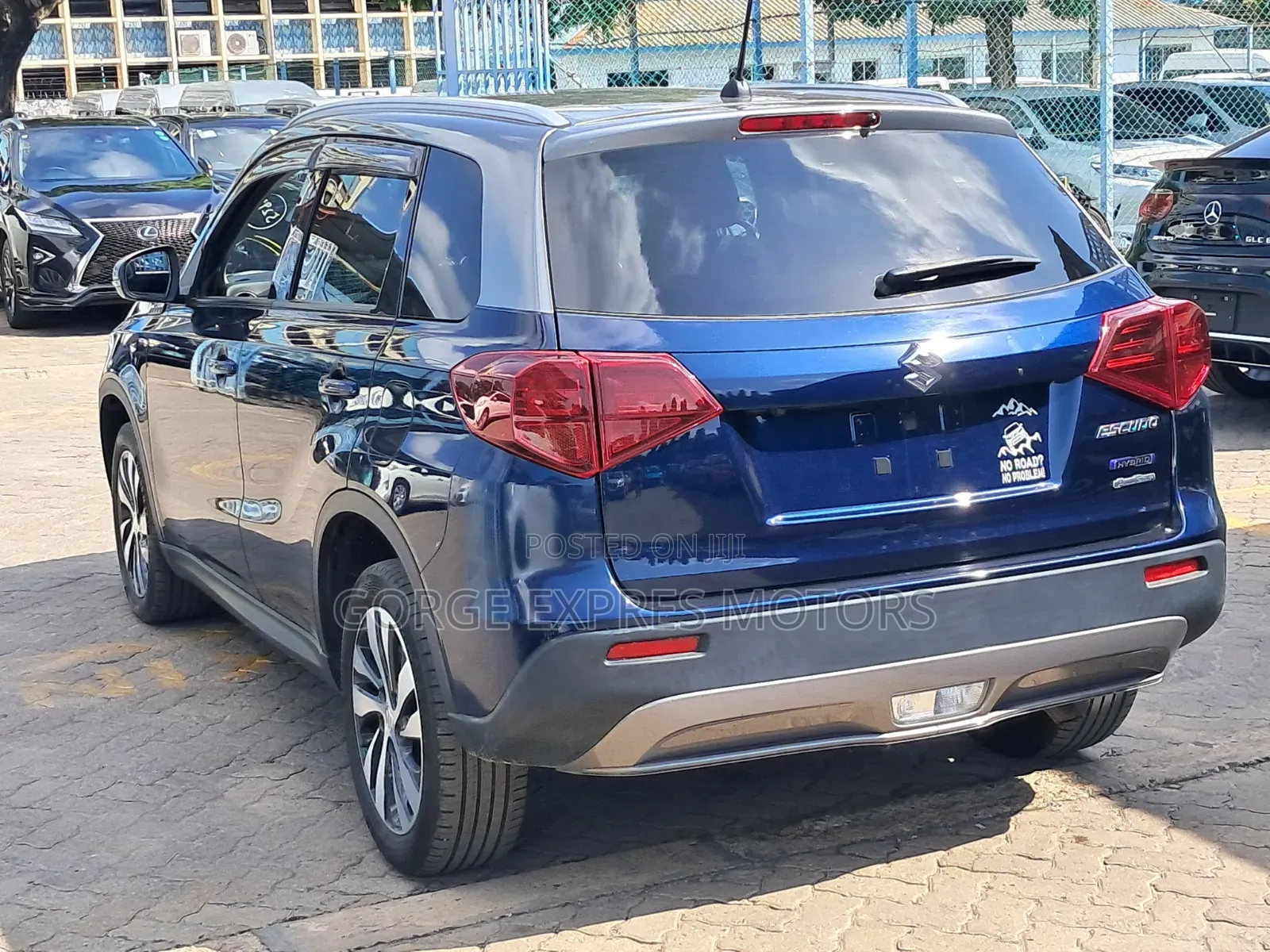 Suzuki Escudo 2023 Blue