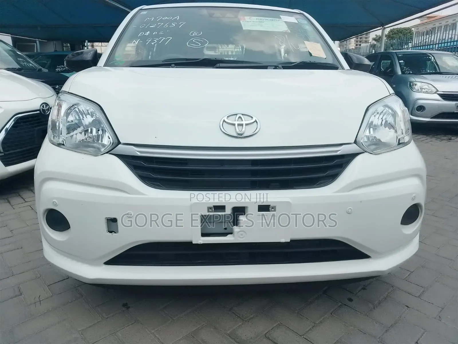 Toyota Passo 2019 White