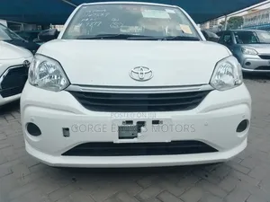 Toyota Passo 2019 White