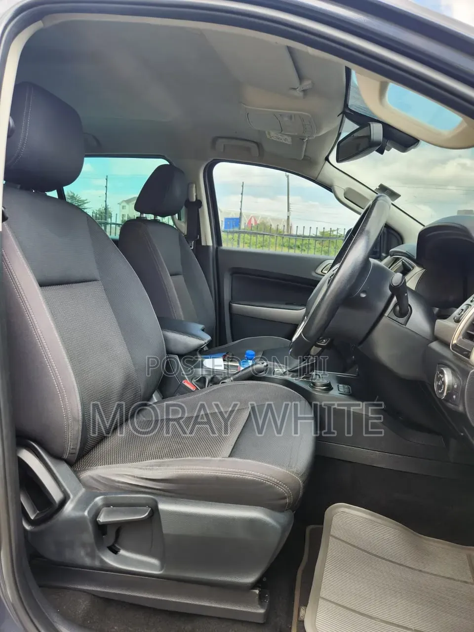Ford Everest 2021 Gray