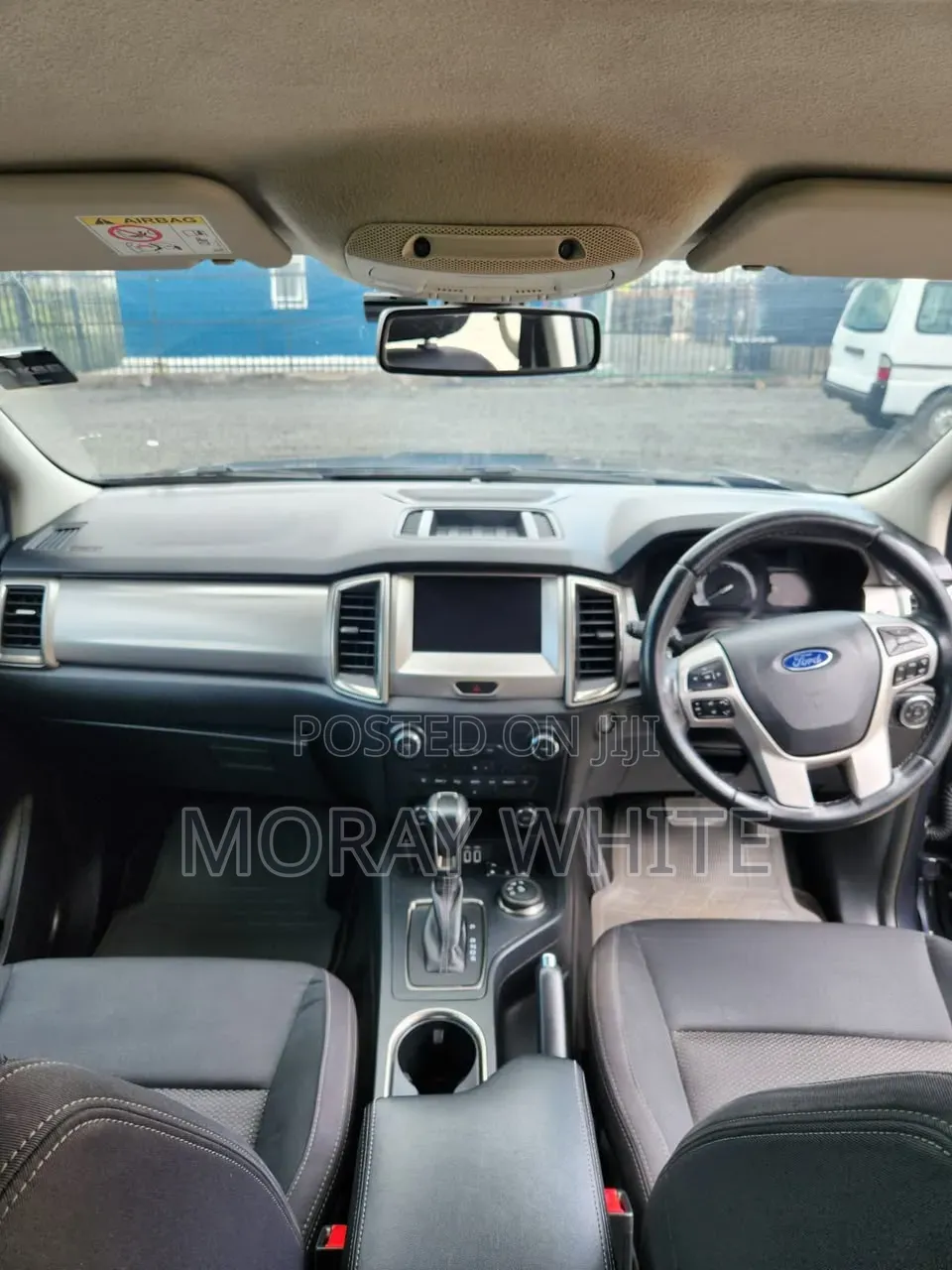 Ford Everest 2021 Gray