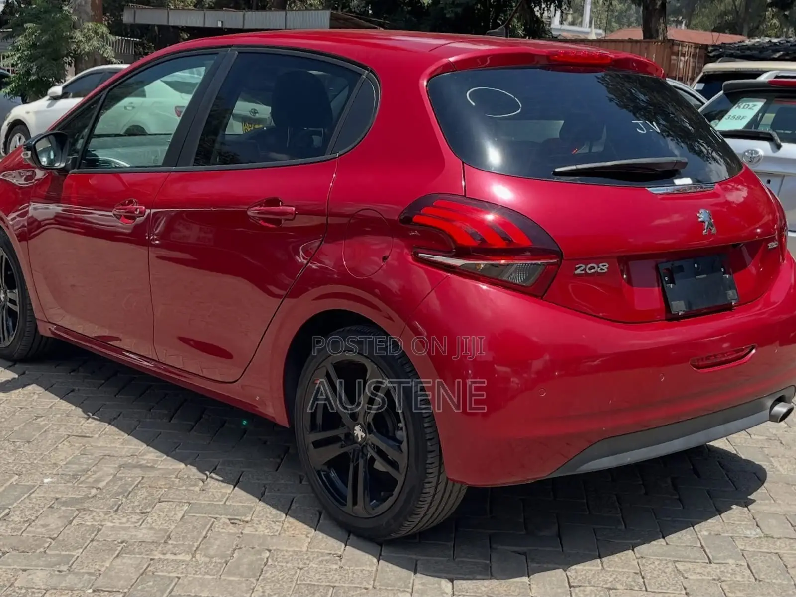 Peugeot 208 2019 Red
