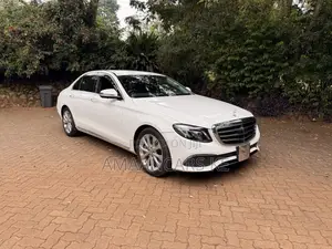 Mercedes-Benz E400 2016 White