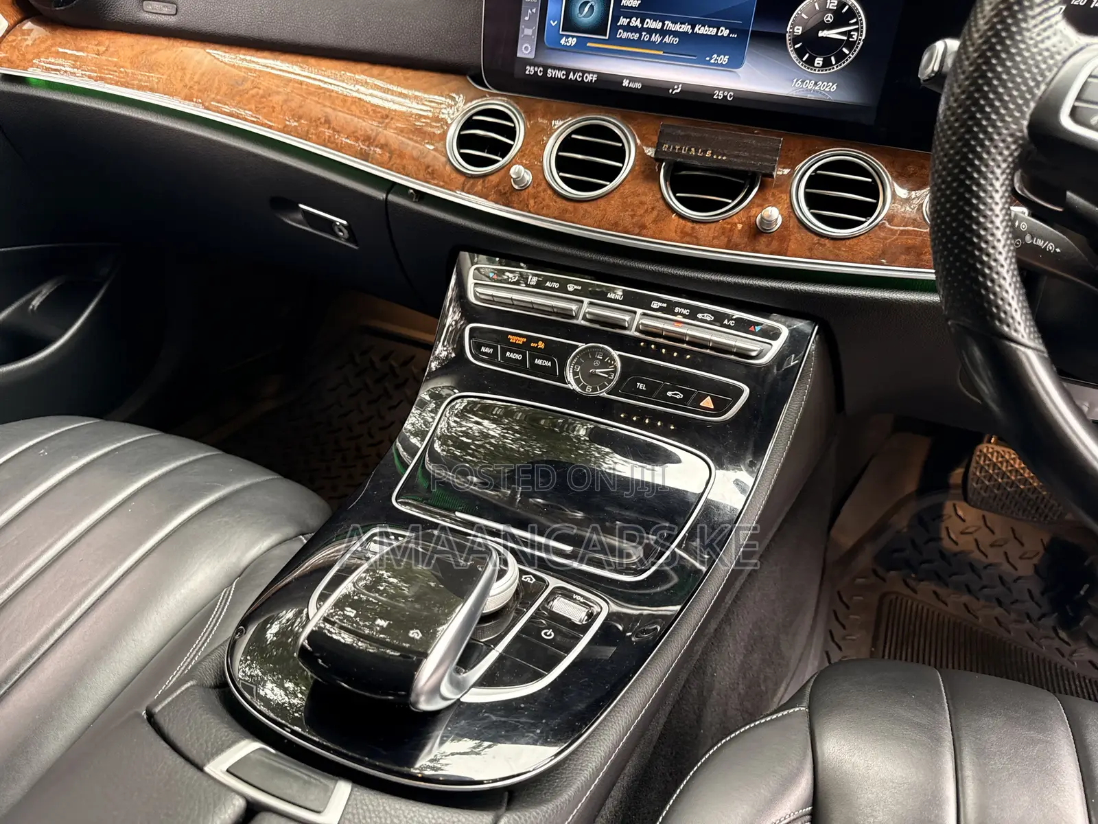 Mercedes-Benz E400 2016 White