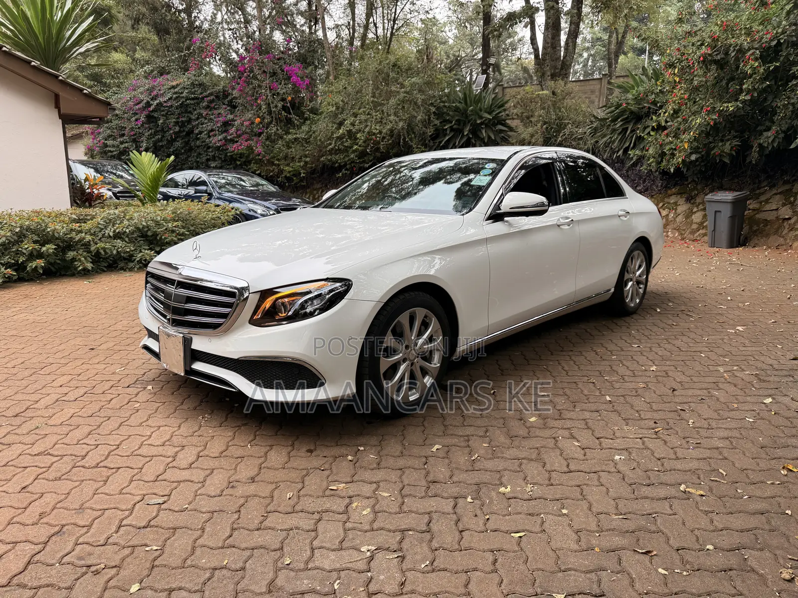 Mercedes-Benz E400 2016 White