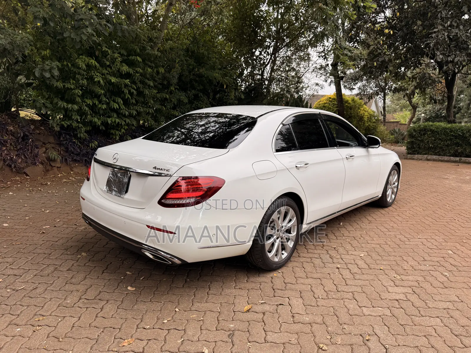 Mercedes-Benz E400 2016 White
