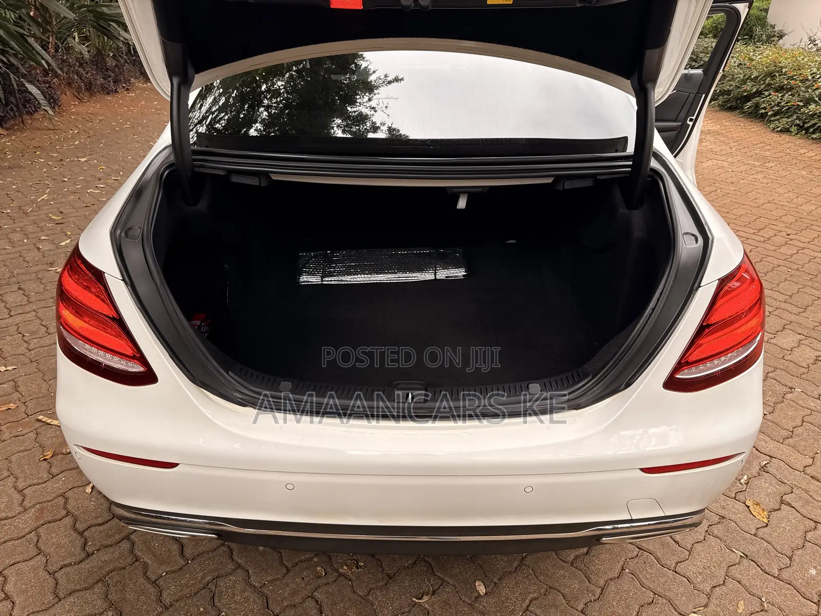 Mercedes-Benz E400 2016 White