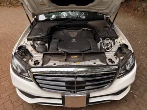 Mercedes-Benz E400 2016 White