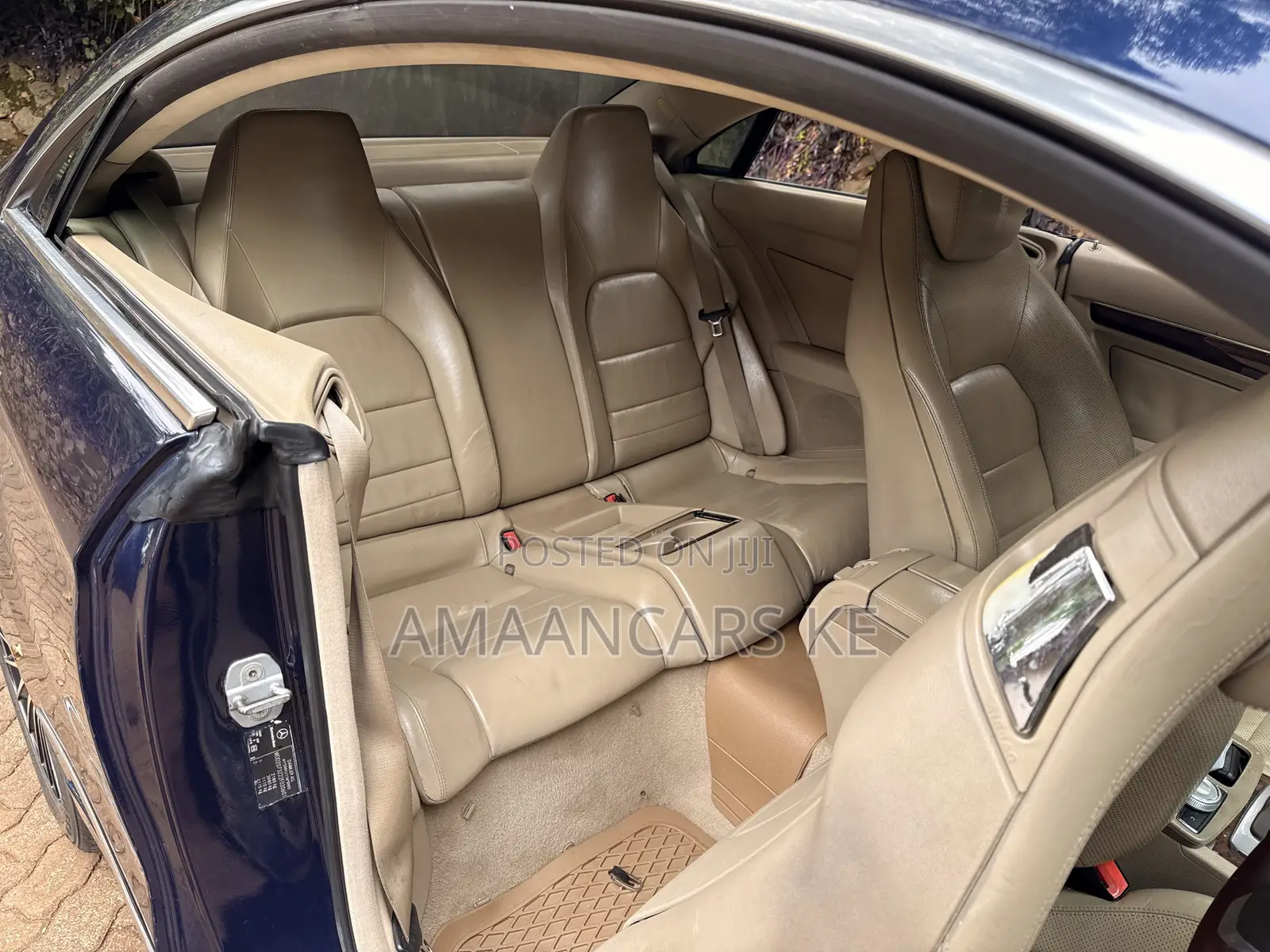 Mercedes-Benz E220 2010 Blue