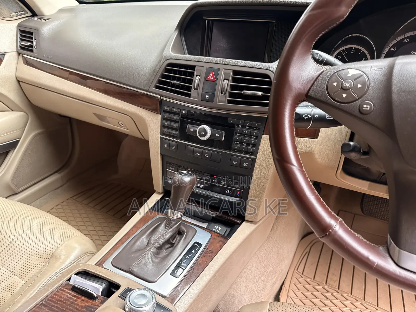 Mercedes-Benz E220 2010 Blue