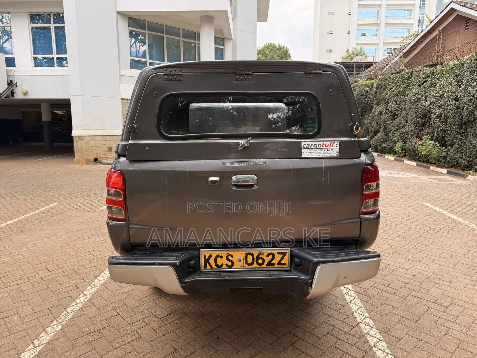 Mitsubishi L200 Double Cab 2.4 154hp 4WD 2017 Gray