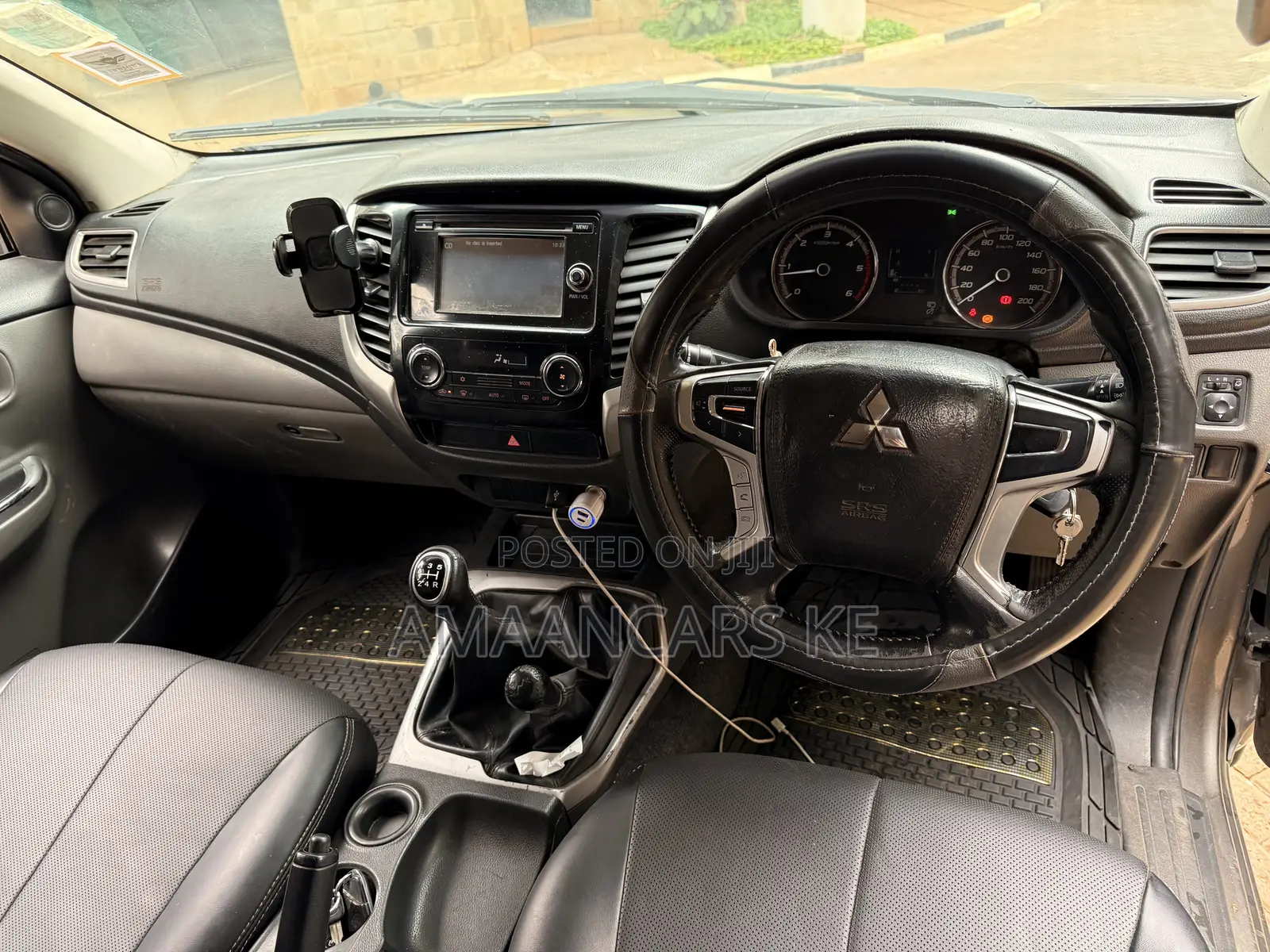 Mitsubishi L200 Double Cab 2.4 154hp 4WD 2017 Gray