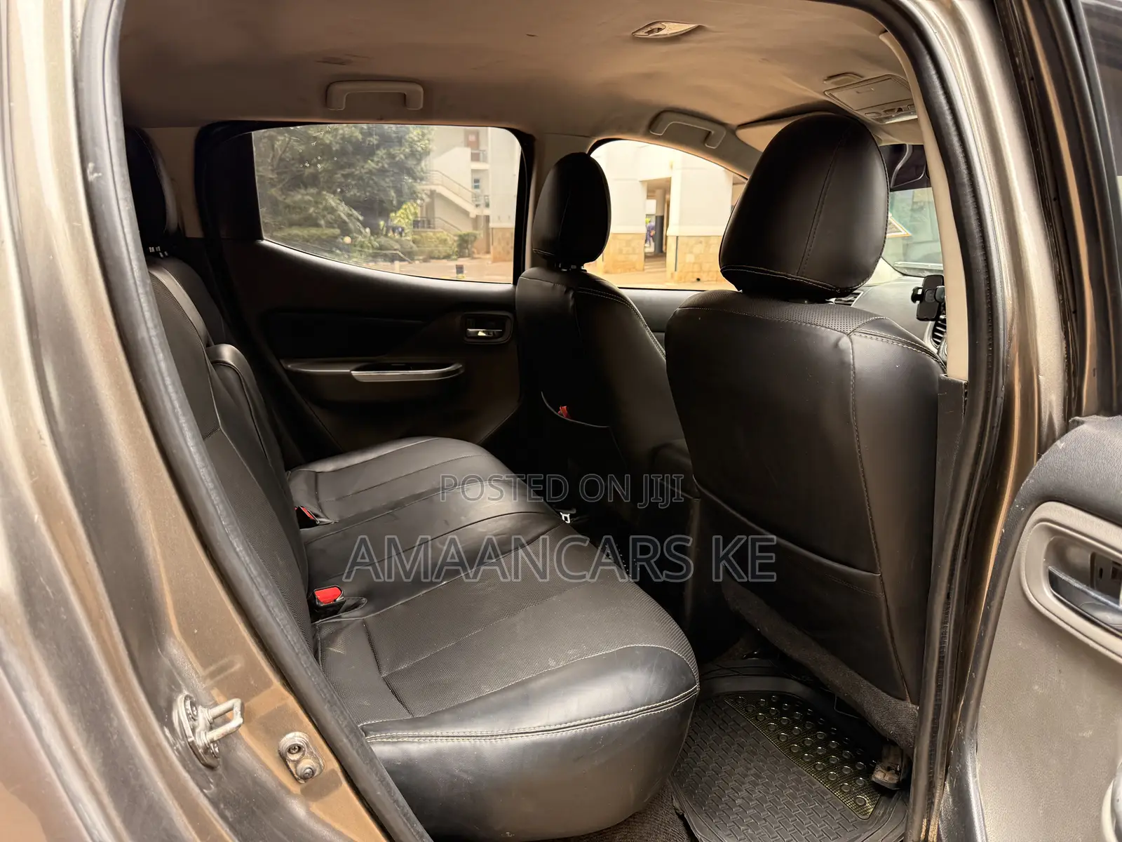 Mitsubishi L200 Double Cab 2.4 154hp 4WD 2017 Gray