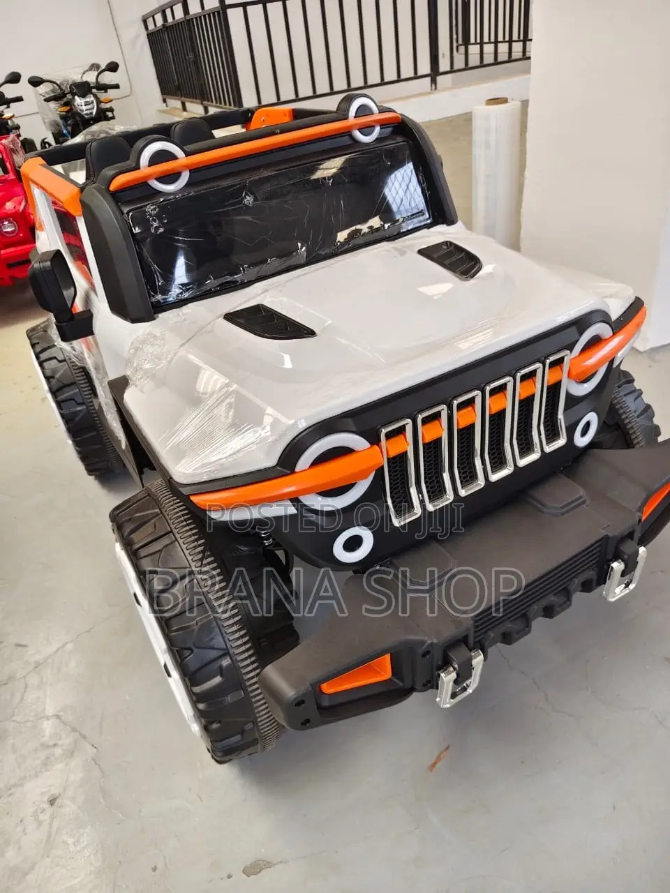 White Off-Road Jeep