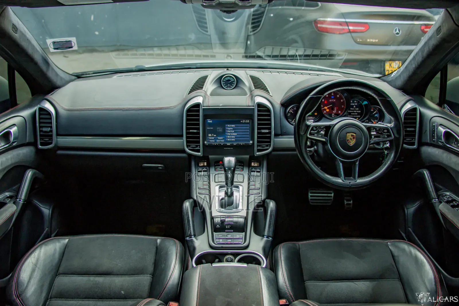 Porsche Cayenne 2017 White