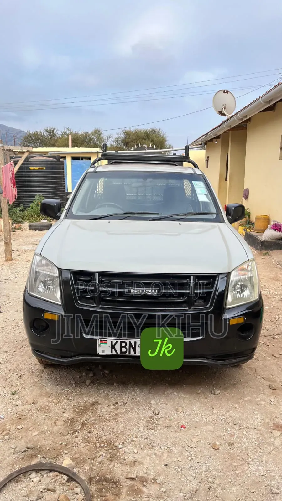 Isuzu D-MAX 2012 Silver