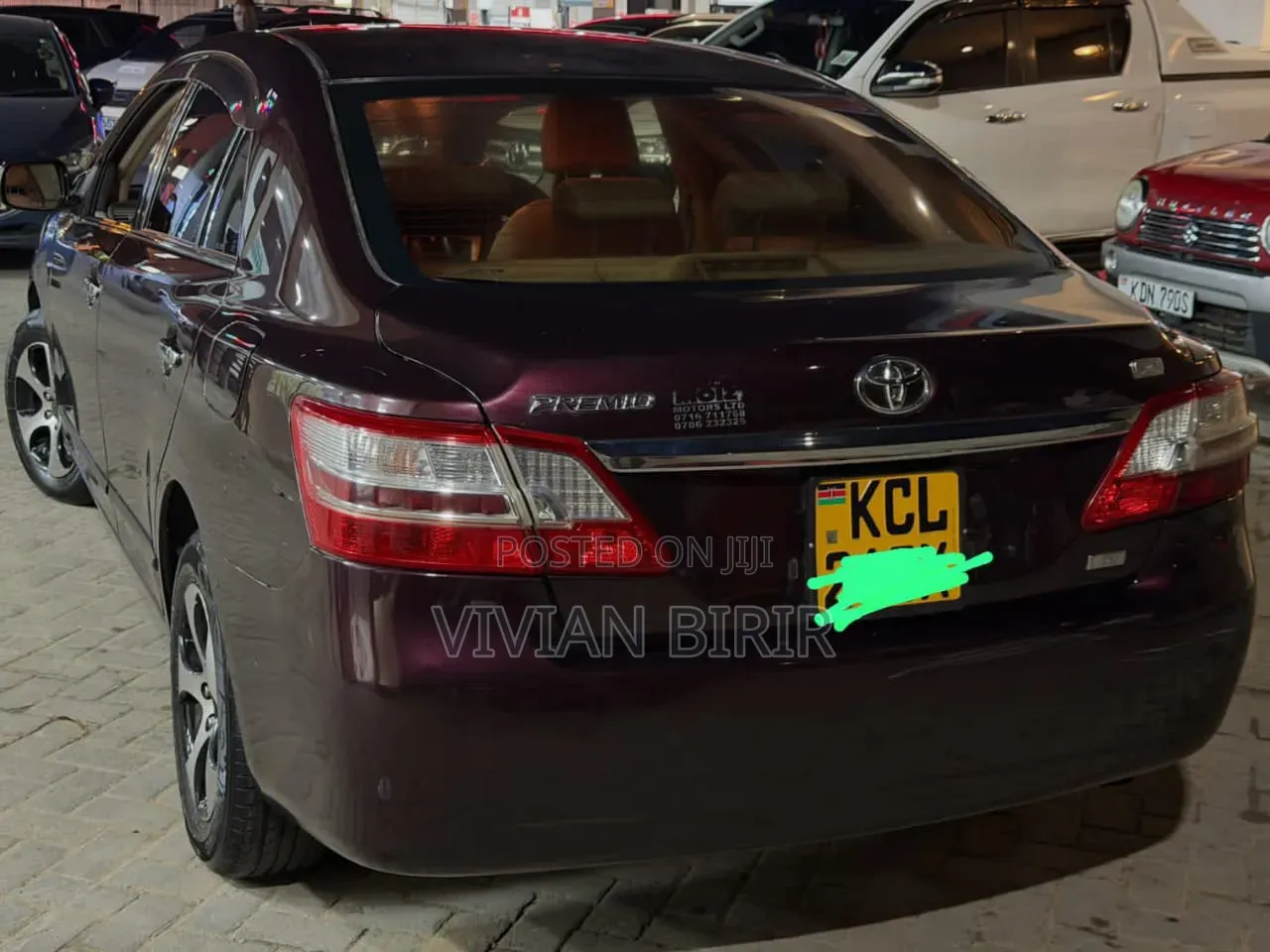 Toyota Premio 2011 Red