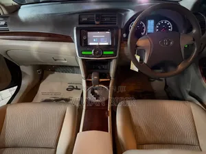 Toyota Premio 2011 Red