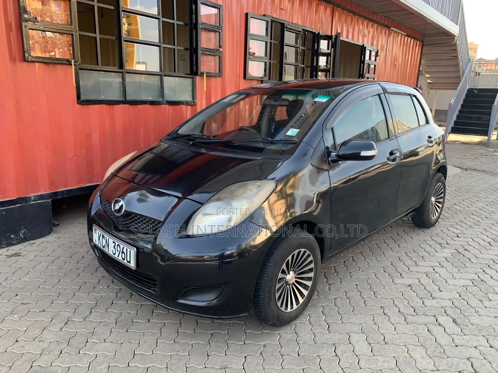 Toyota Vitz 2010 Black