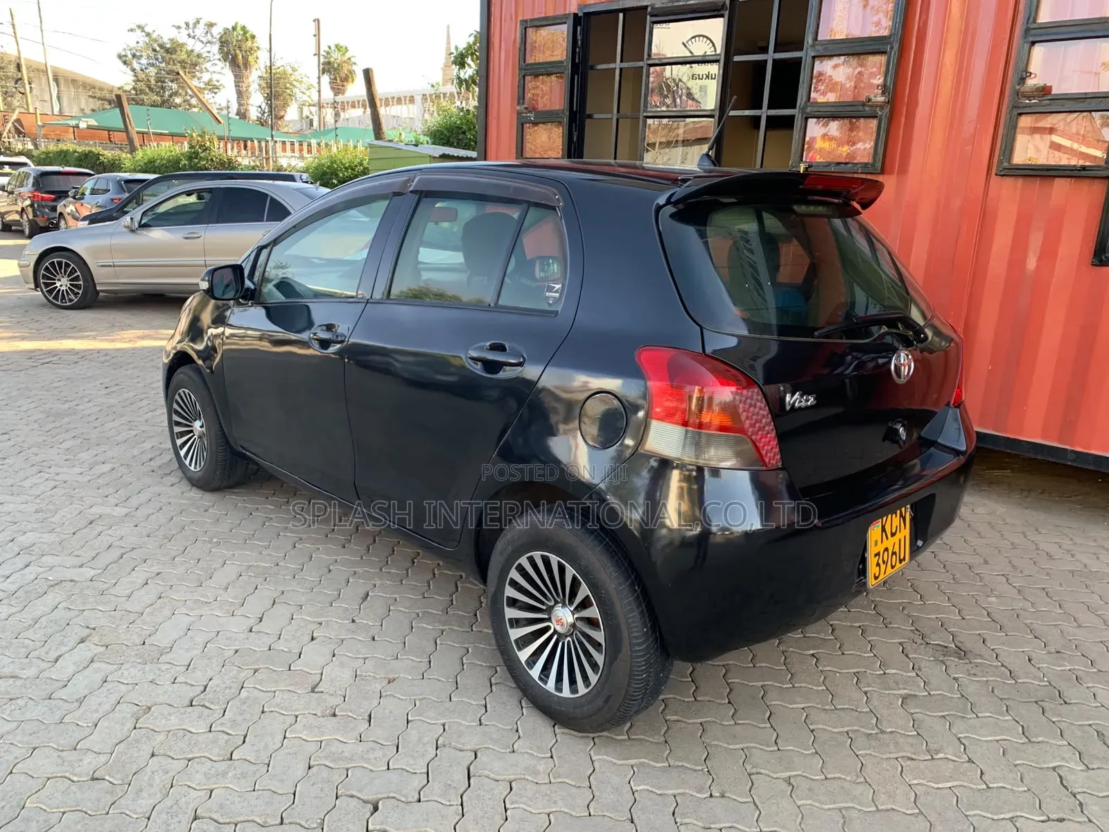 Toyota Vitz 2010 Black
