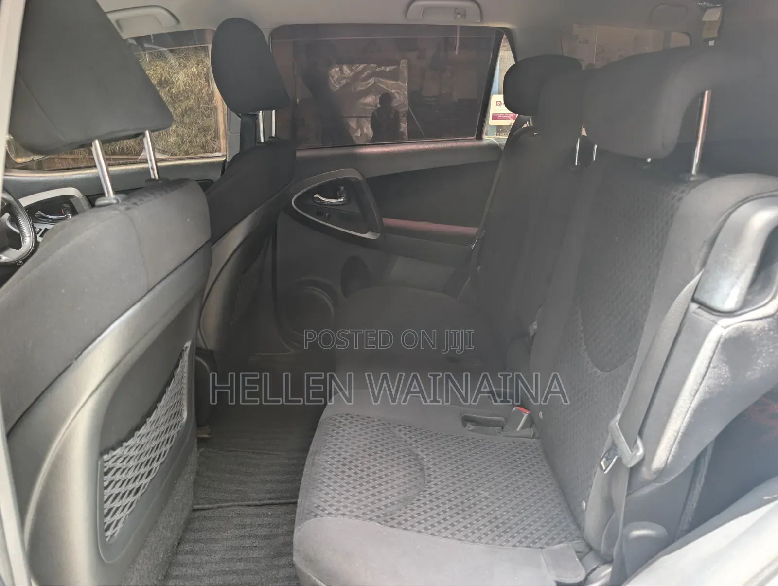 Toyota Vanguard 2010 White