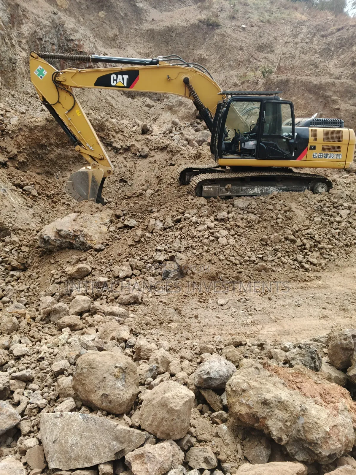 Excavator 329/Wheel Loaders for Hire