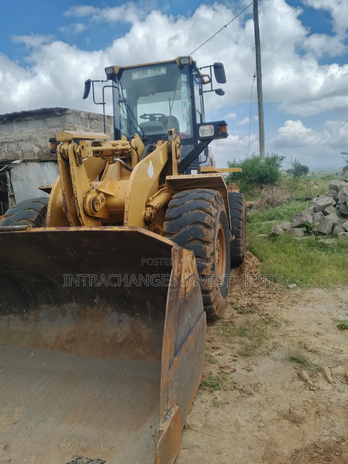 Excavator 329/Wheel Loaders for Hire