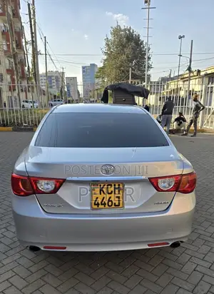 Toyota Mark X 2009 Silver