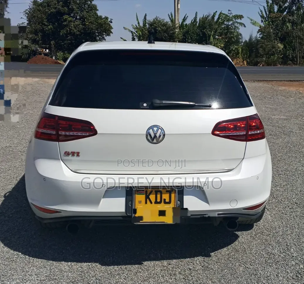 Volkswagen Golf GTI 2015 White