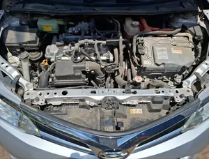 Toyota Corolla Fielder 2018 Silver