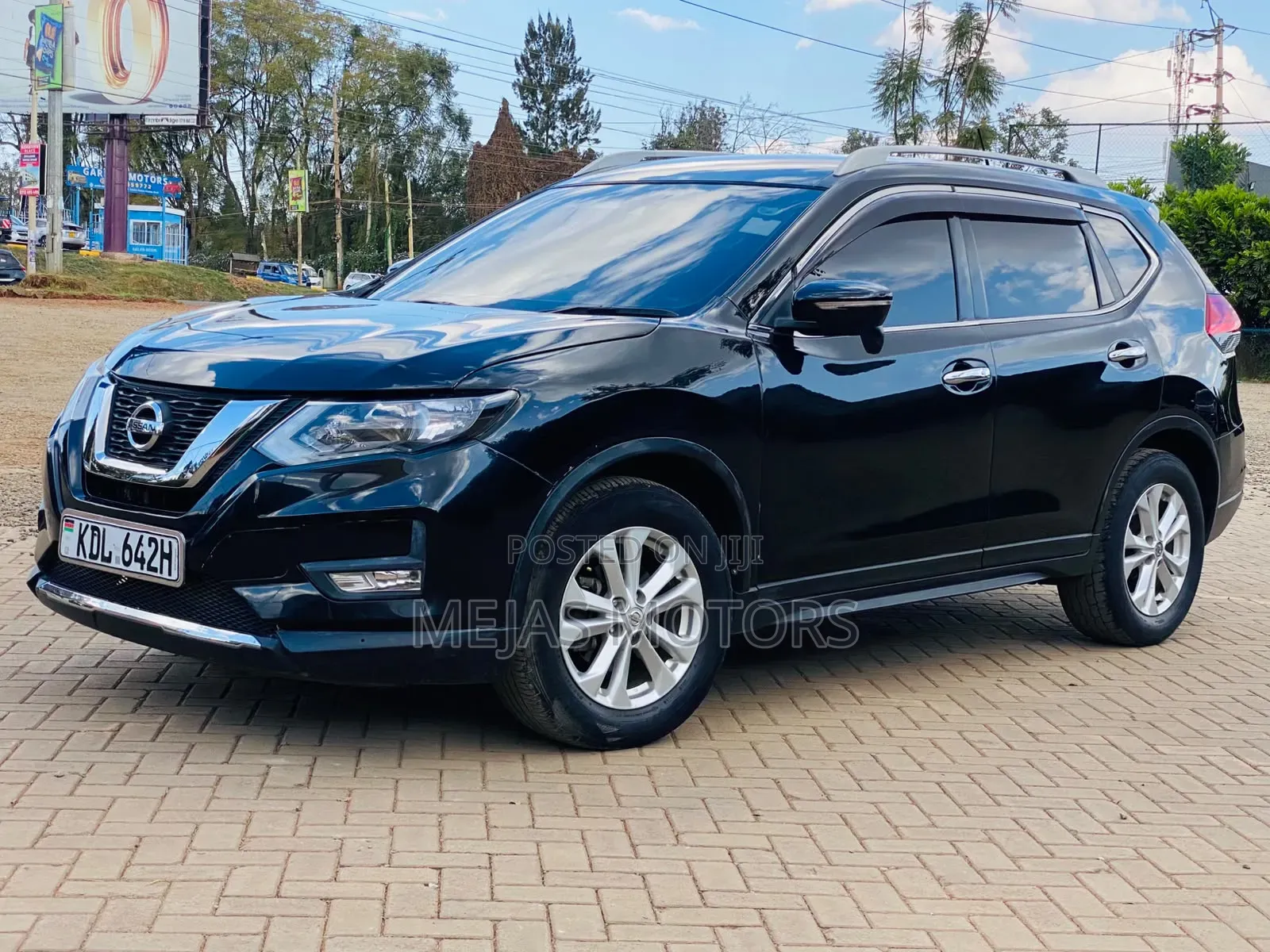 Nissan X-Trail 2015 Black