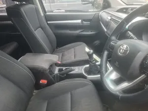 Toyota Hilux 2019 Gray