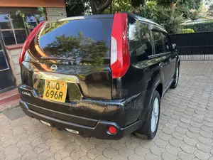 Nissan X-Trail 2011 Black