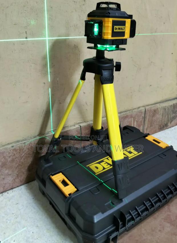 Dewalt Laser Level Machine 16 Lines 360° 2 Battery and Tripod Stand