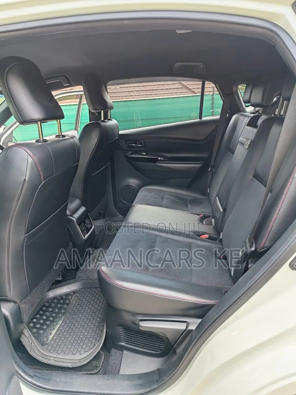 Toyota Harrier 2.0 Turbo 2018 White