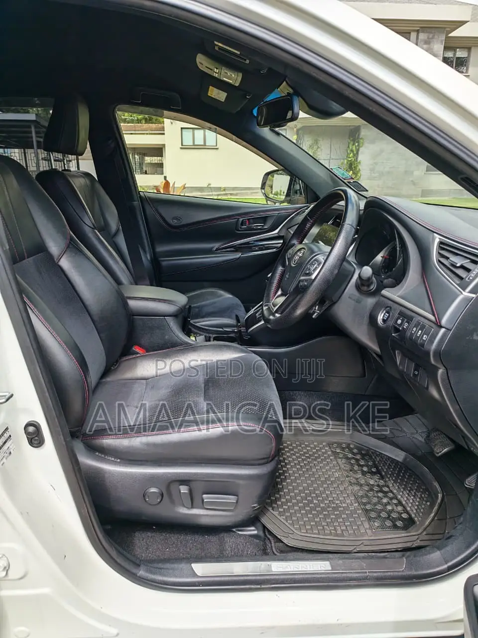 Toyota Harrier 2.0 Turbo 2018 White