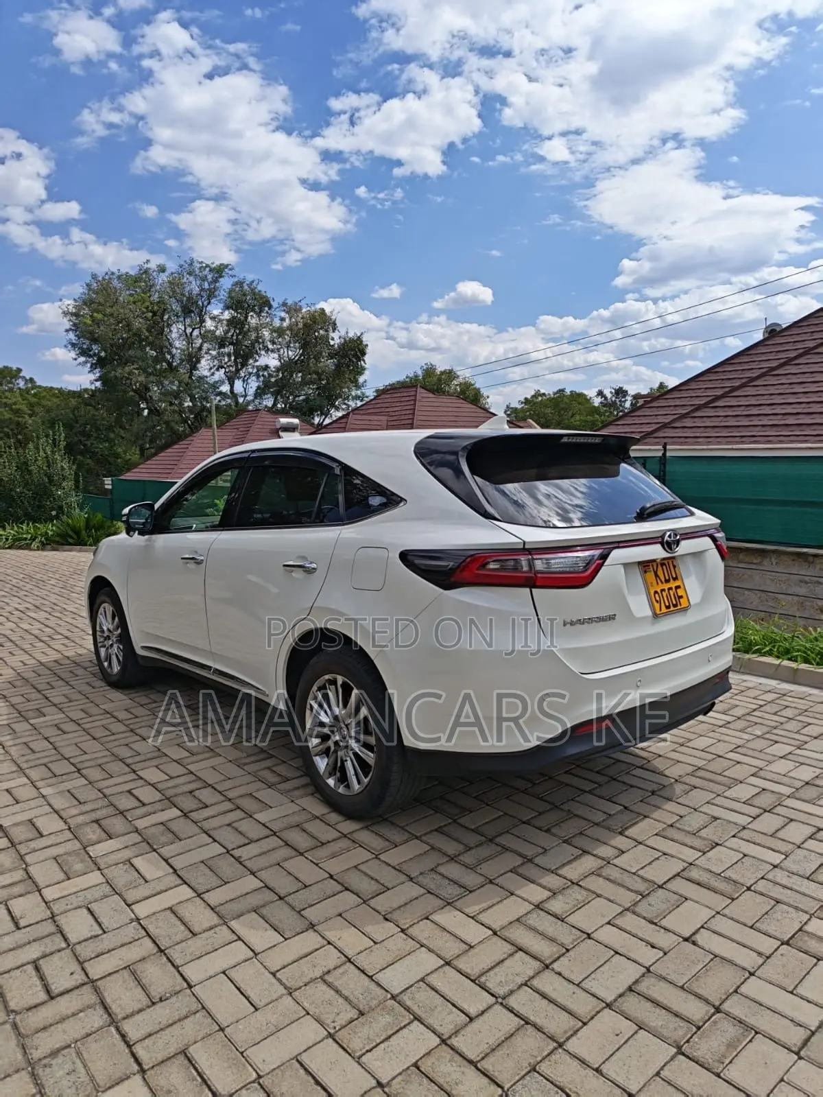 Toyota Harrier 2.0 Turbo 2018 White