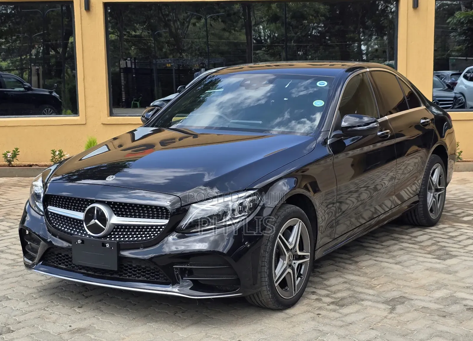 Mercedes-Benz C200 2019 Black