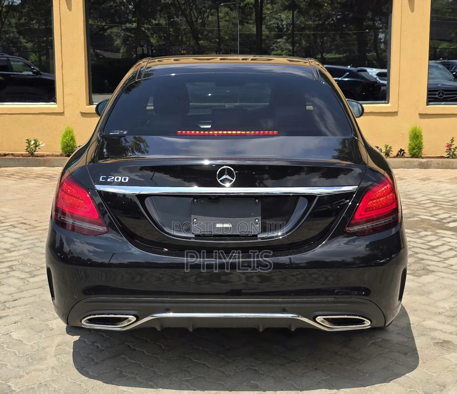 Mercedes-Benz C200 2019 Black