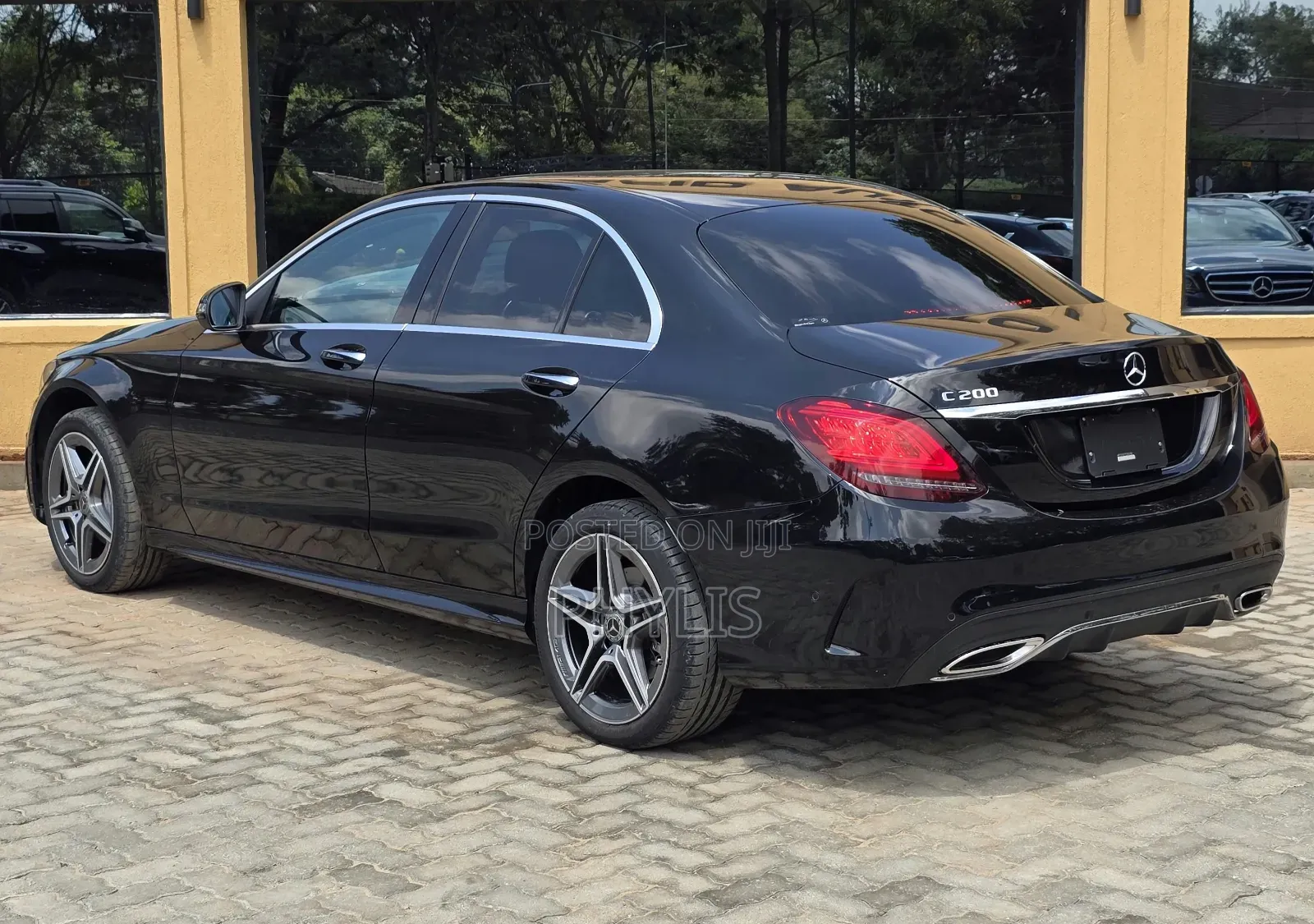 Mercedes-Benz C200 2019 Black